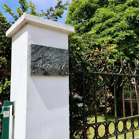 شقة Le Bercail : Avec Balcon Et Parking, Vue Phare! *